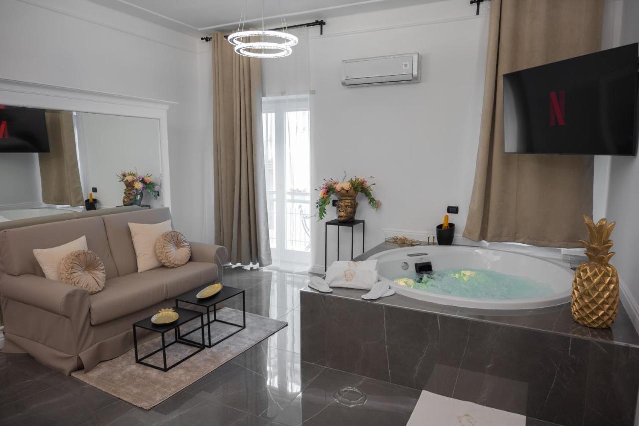 Nm Luxury Suites Pompei Exterior photo